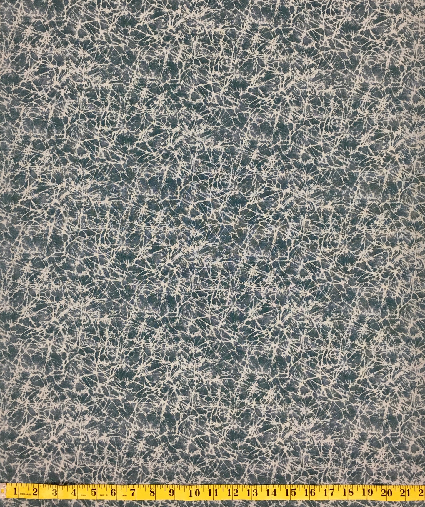 SHADES APART-GREEN KRACKEL