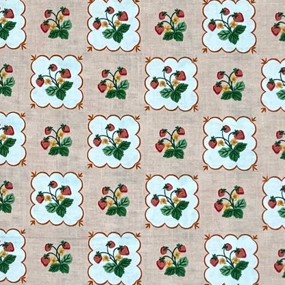 SUMMER STRAWBERRY PICNIC 30'S PRINT