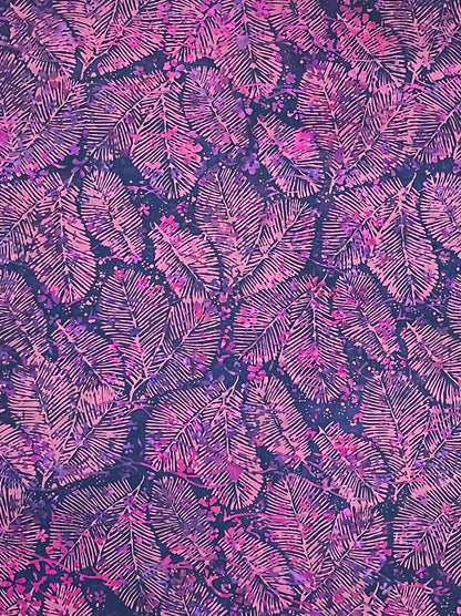 91-L3 BLACK & PLUM LEAVES BATIK