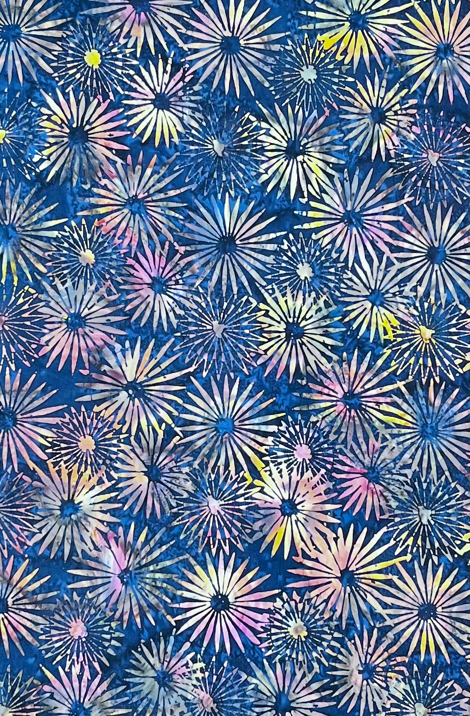 KI02-F1 AUTUMN NAVY BLOOM BATIK