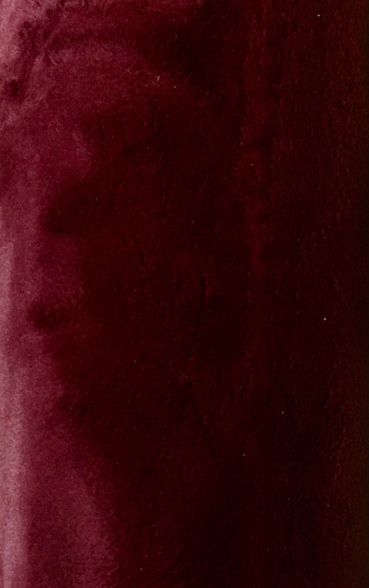 LUXE CUDDLE SEAL 58/60" MERLOT