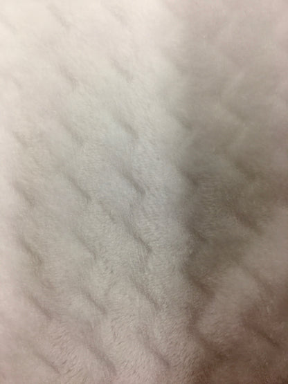 EMBOSSED CHEVIE SPA CUDDLE SNOW