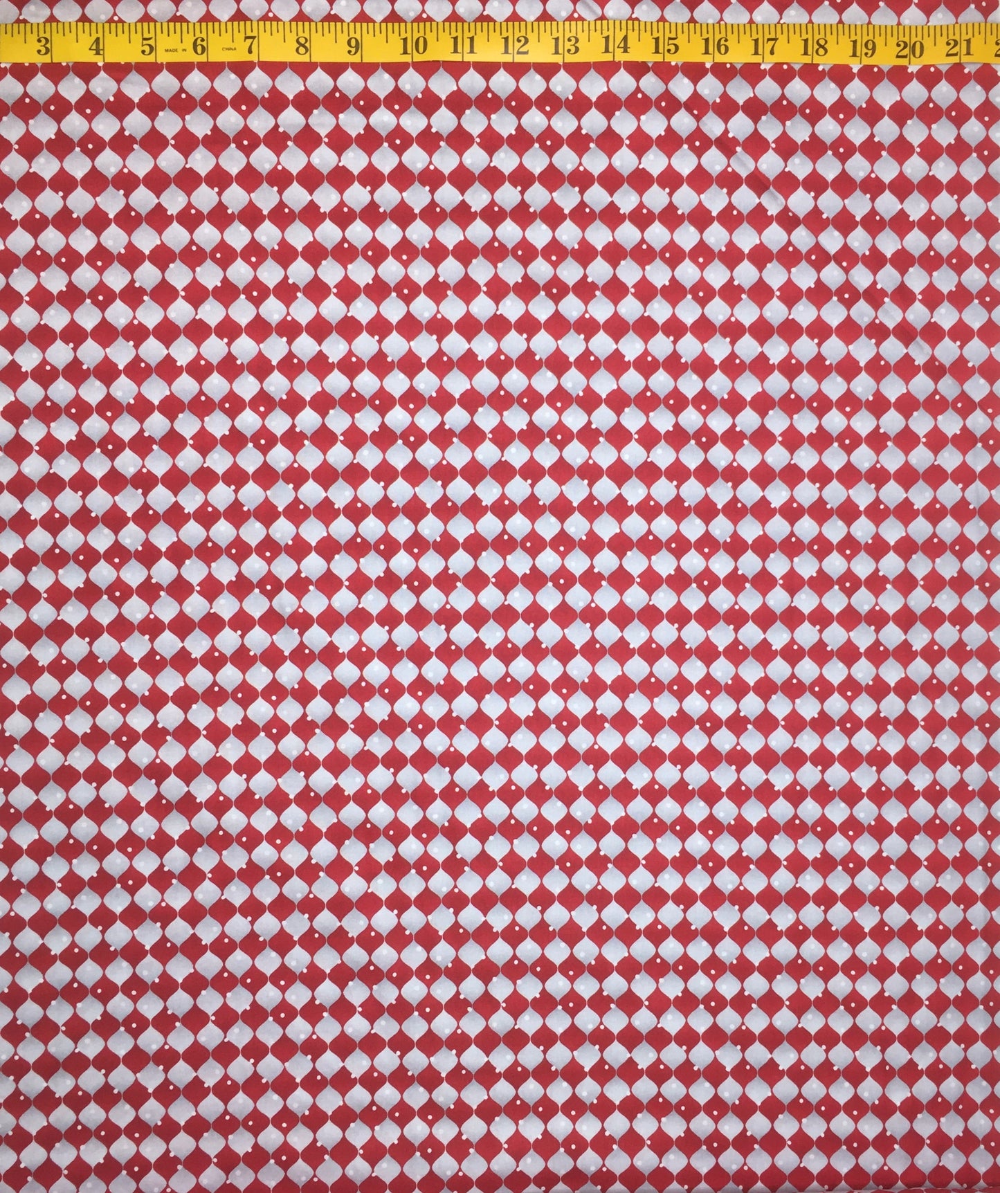 HOLIDAY CHEER 9688-98 RED & GREY HARLEQUIN CHECK