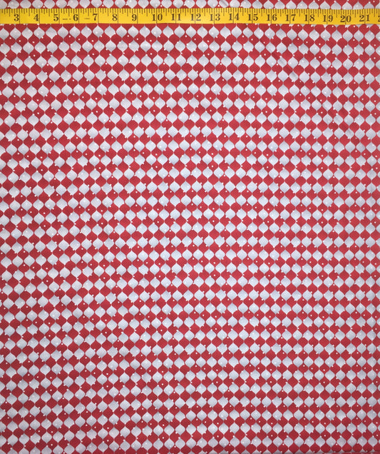 HOLIDAY CHEER 9688-98 RED & GREY HARLEQUIN CHECK