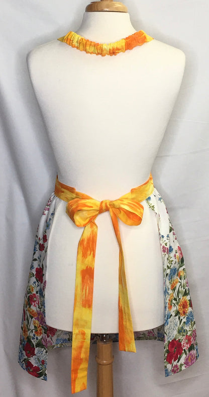 SPRING GARDEN APRON