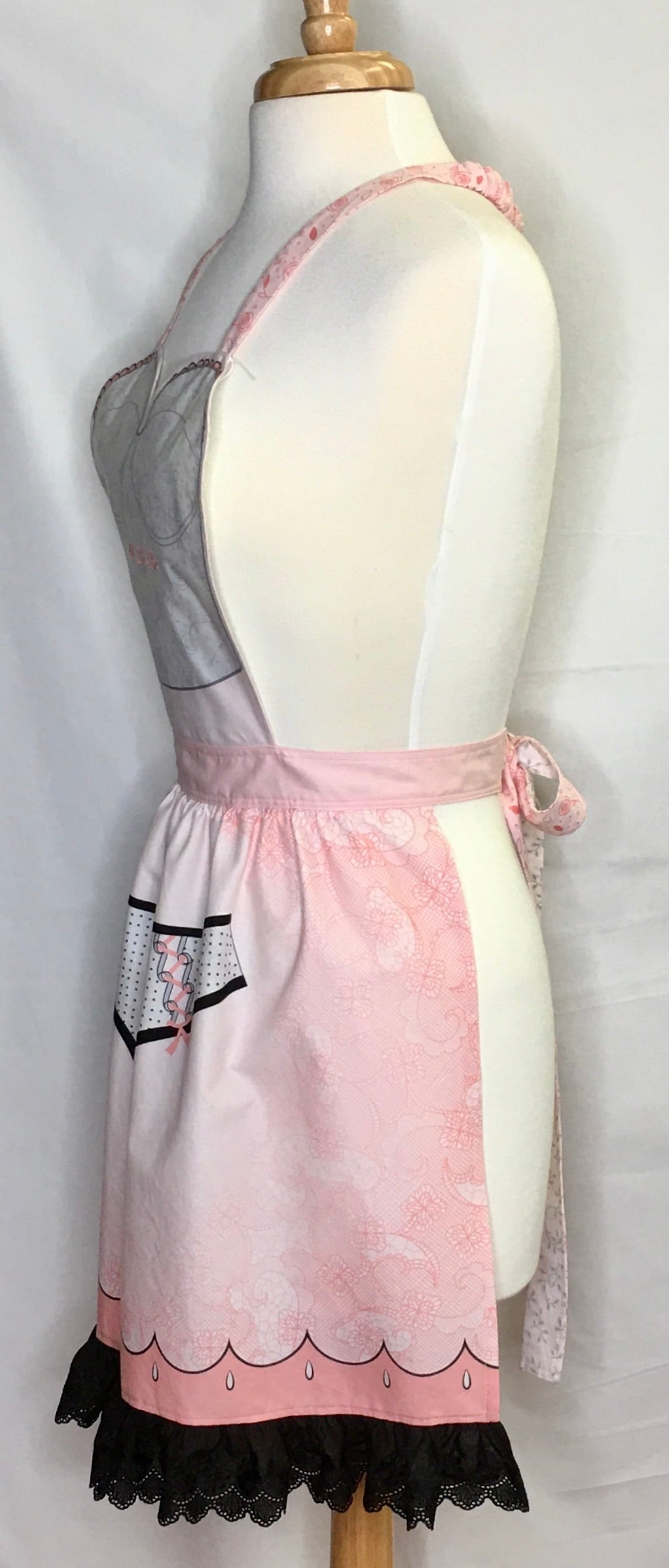 OOH LA LA FINISHED APRON